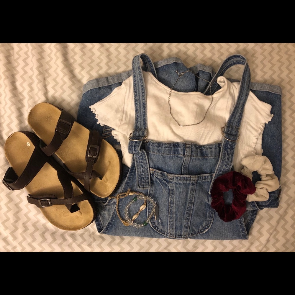 hollister overall shorts - Picture 5 of 5